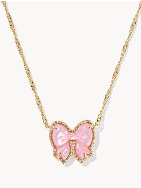 Kendra Scott Haley Bow Gold Short Pendant in Blush Ivory Mother-of-Pearl